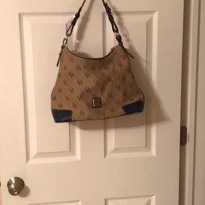 Dooney & Bouke Purse